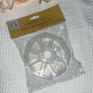 Crafter's Square Organizer Box 8 Compartments